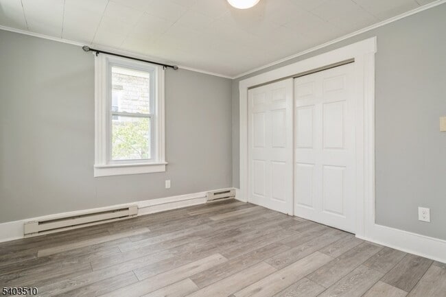 Building Photo - 99 Allen St