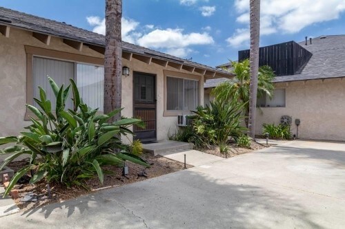 Building Photo - The Arches Apartments