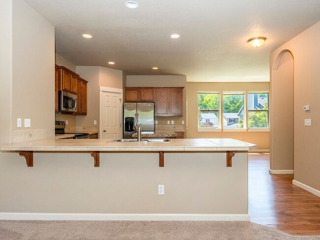 Building Photo - 20713 SW Sister Ln