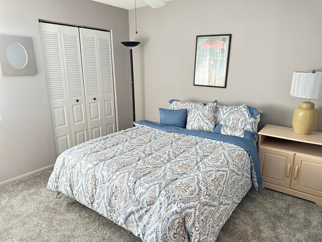 Building Photo - 7593 Tahiti Ln