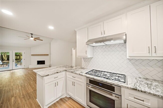Building Photo - 18 Tulip Hill Ct