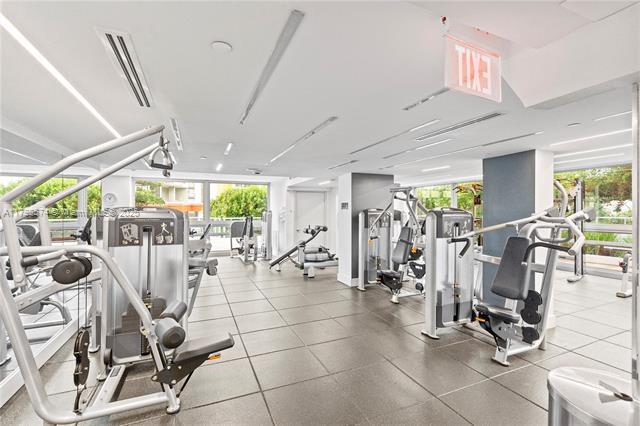 Building Photo - 1541 Brickell Ave
