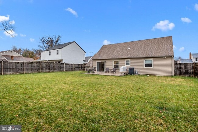 Building Photo - 604 Iva Ln