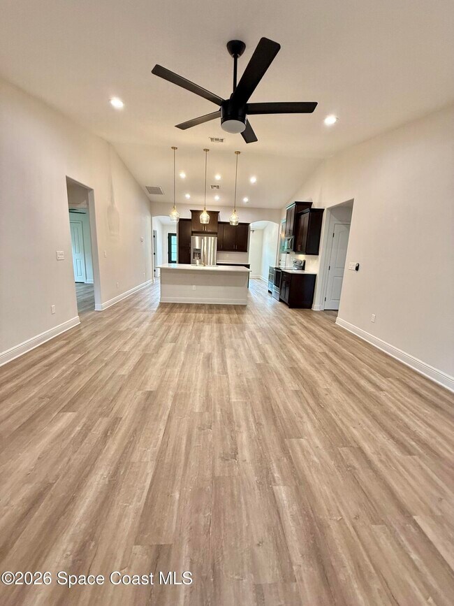 Building Photo - 4255 US-1