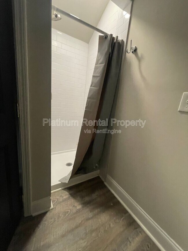 Building Photo - 189 W Jefferson St