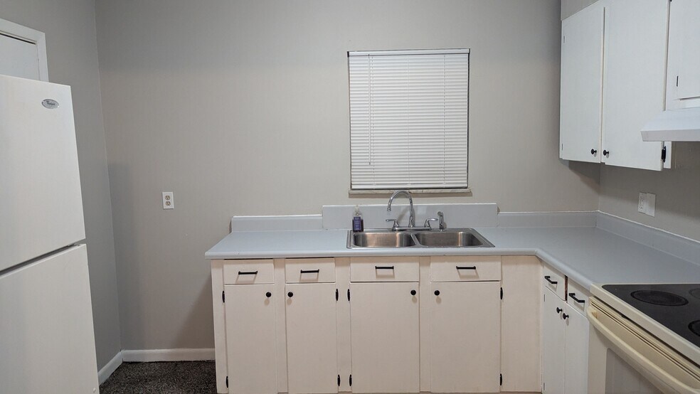 Building Photo - 709 Arrowhead Trl