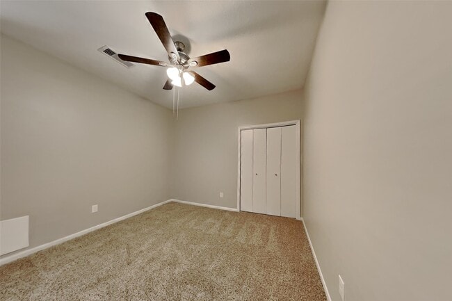 Building Photo - 2127 Jamara Ln