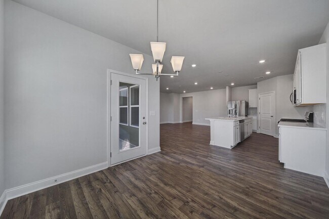 Building Photo - 3 Bed 2 Ranch Bath Home in Monroe!