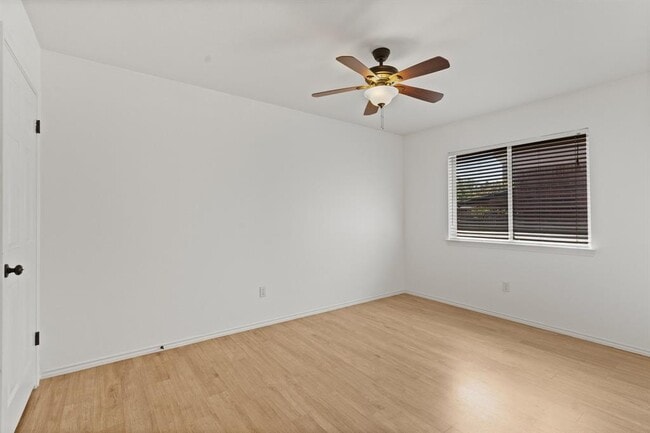 Building Photo - 300 Betterman Dr