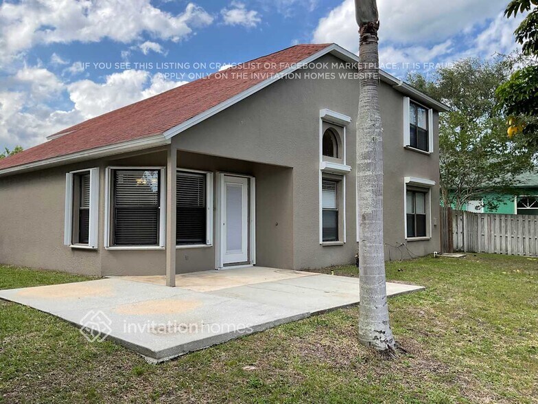 Building Photo - 2992 Pebble Creek St