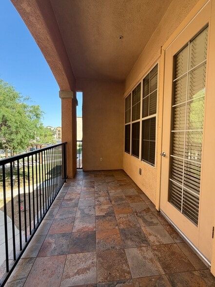 Building Photo - 14575 W Mountain View Blvd