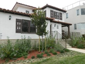 Building Photo - 3035-3041 Lawrence St