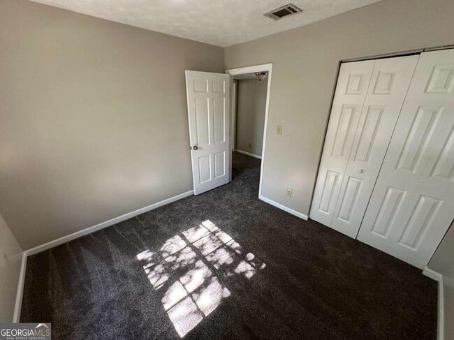 Building Photo - 6427 Woodstone Ter
