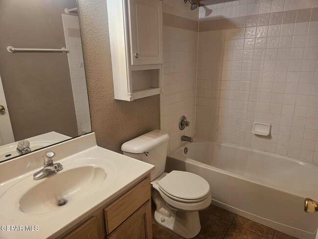 Building Photo - 1329 Desierto Rosa Pl