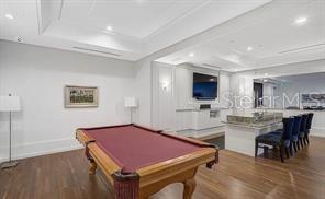 Building Photo - 1350 Main St