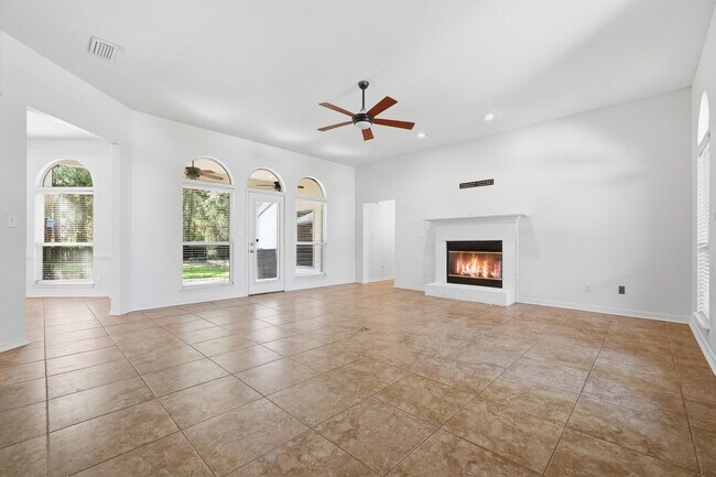 Building Photo - 1651 Northridge Rd