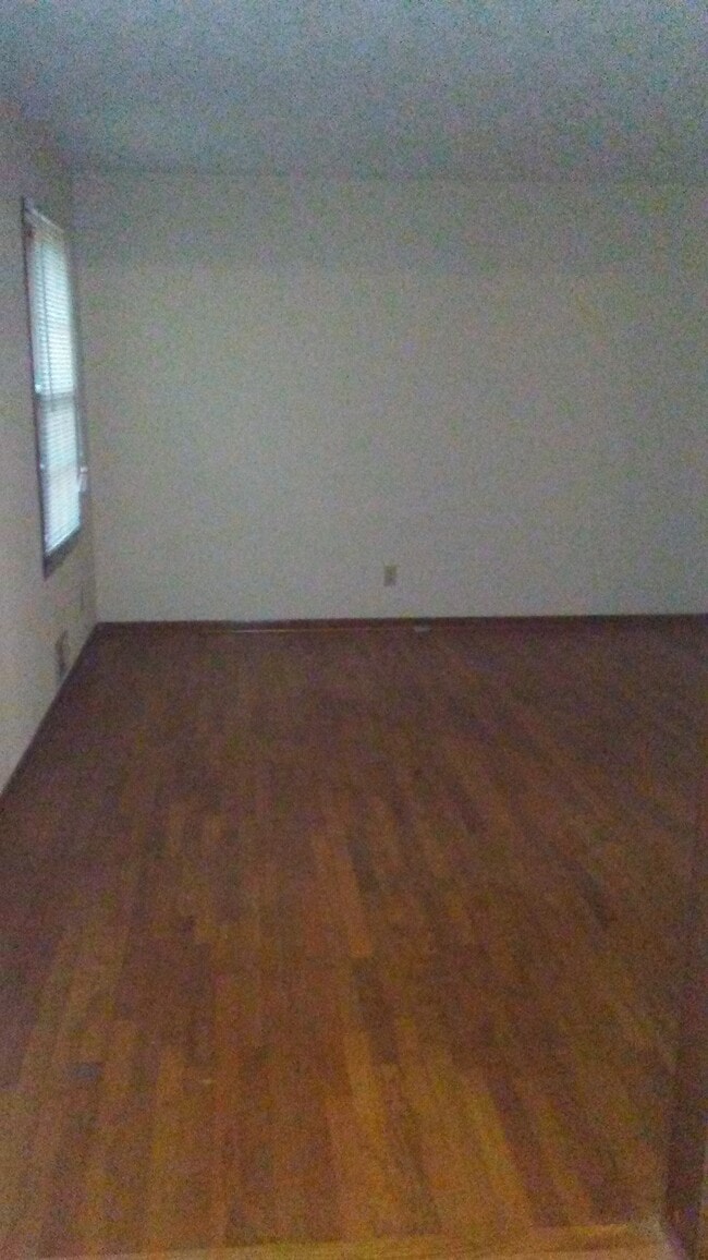 Building Photo - 2530 W McIntosh Rd