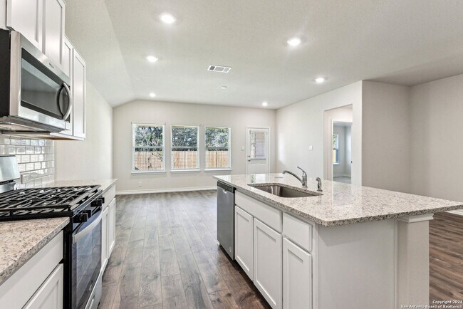 Building Photo - 21281 Millstream Bnd