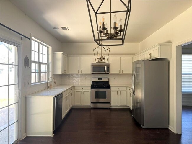 Building Photo - 527 Mullein Trace