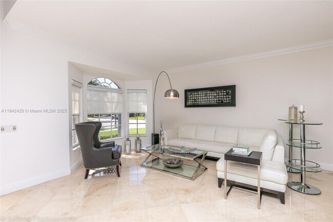 Building Photo - 2564 Jardin Ct