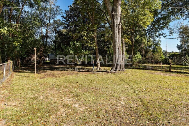 Building Photo - HALF-DEPOSIT SPECIAL! Updated 4 Bed 2 Bath Brick Home in West Mobile