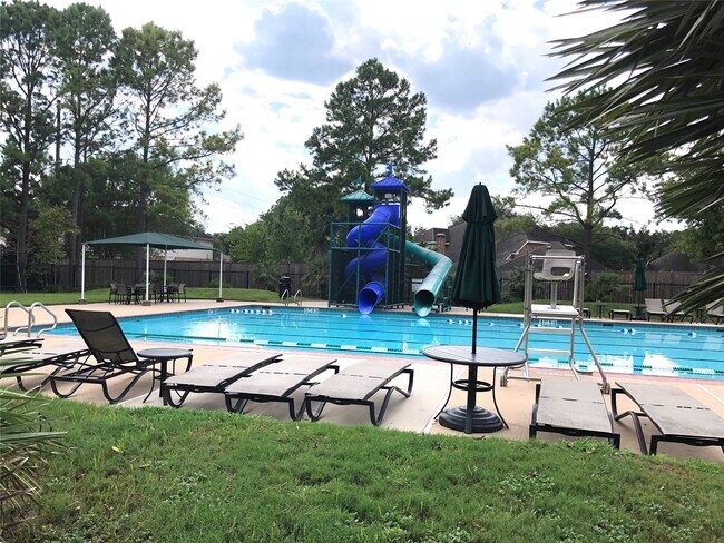 Building Photo - 18126 Somerset Knolls Ct