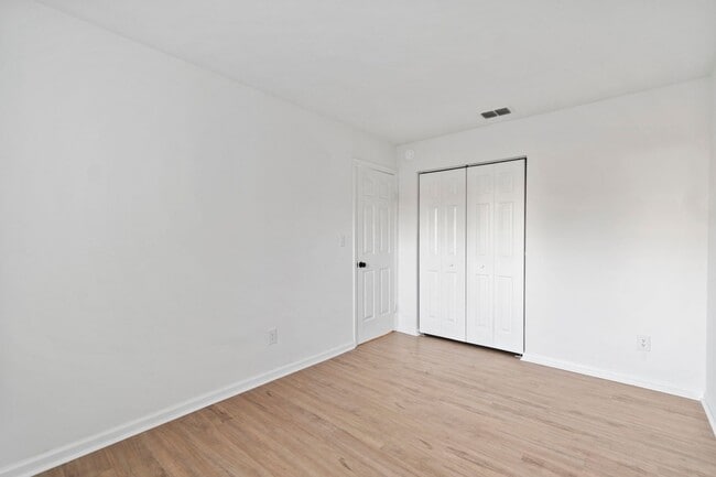 Building Photo - Ocean Lakes