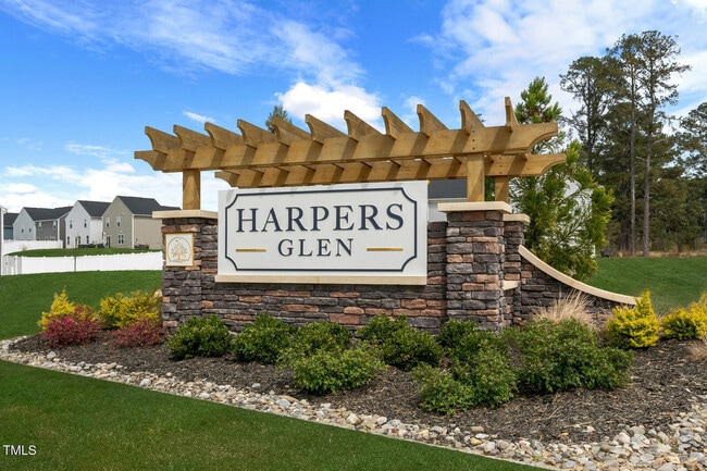 Building Photo - 630 Silverado Sunset Lp