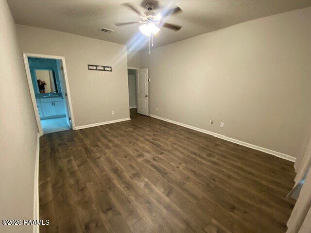 Building Photo - 616 Vert Dr