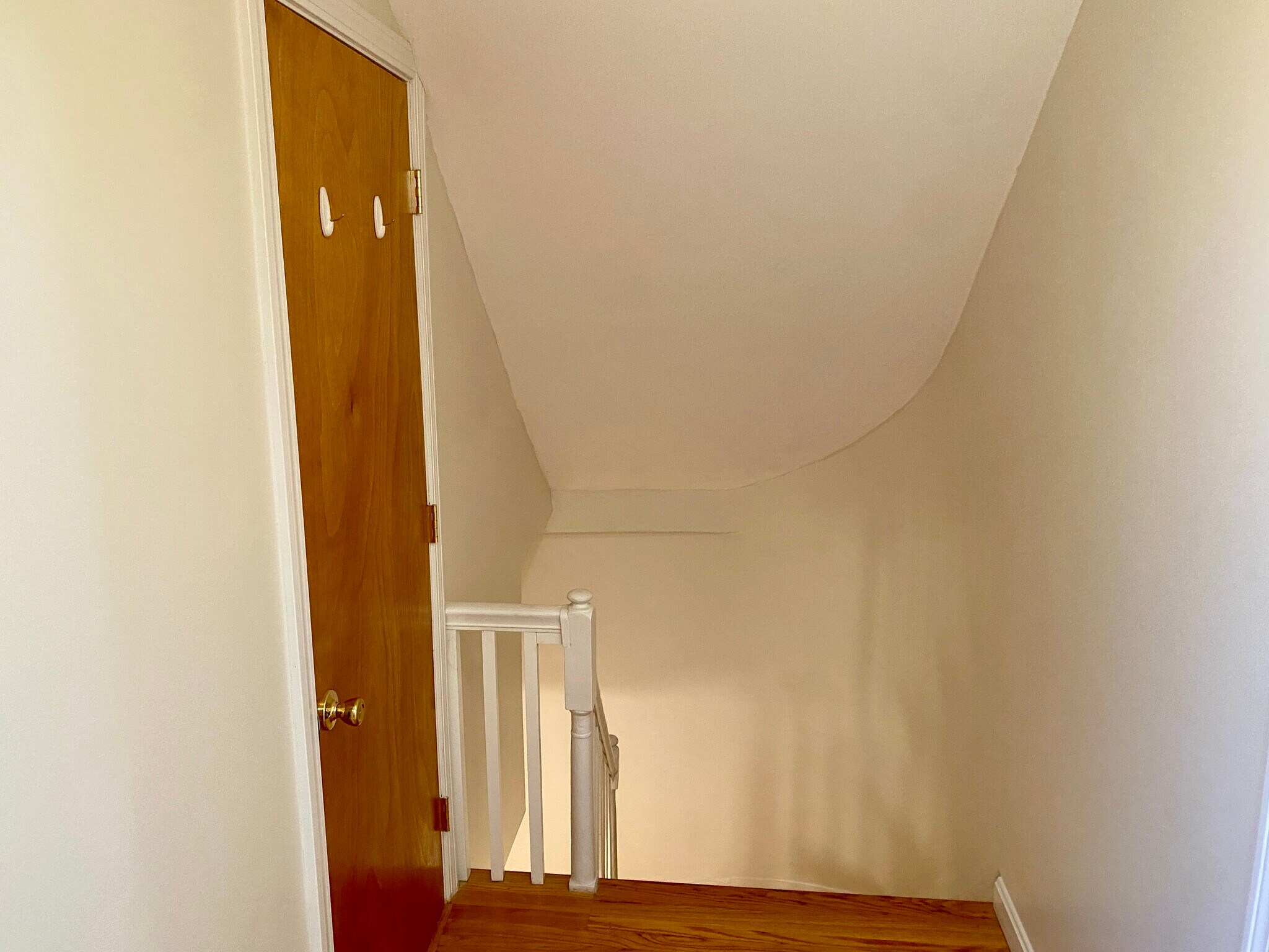 Building Photo - 123 Thorndike St