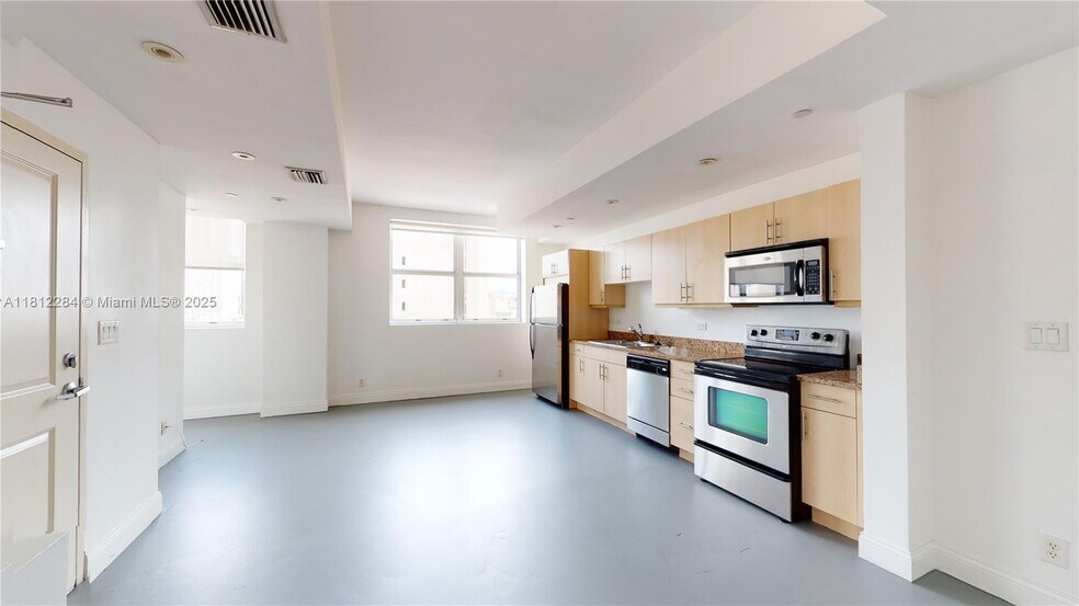 Primary Photo - 111 E Flagler St