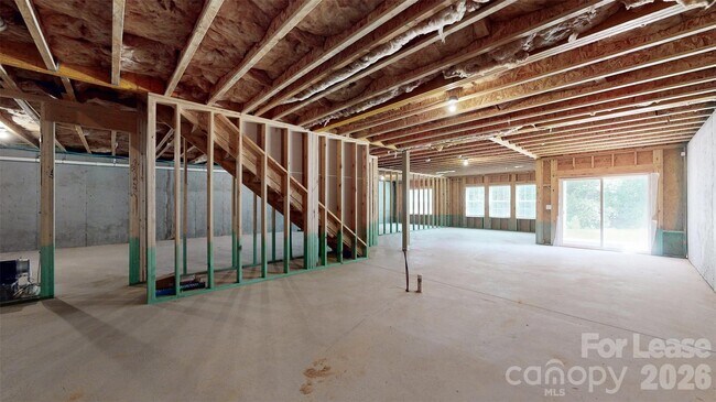 Building Photo - 15718 Aviary Orch Wy