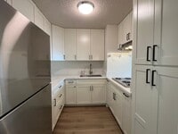 Building Photo - Coty Tower 2/2/1