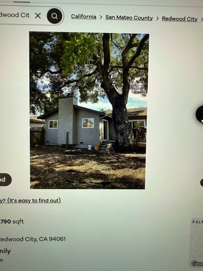 Building Photo - 265 Roble Ave