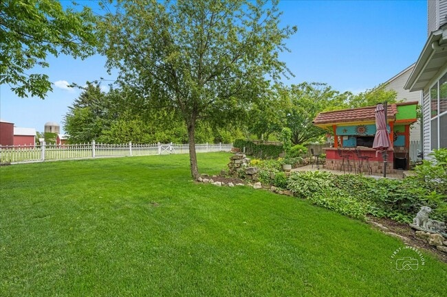 Building Photo - 343 Diane Ct