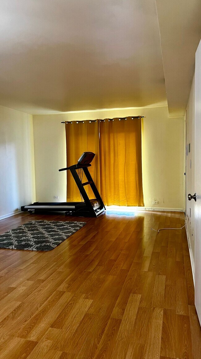 Building Photo - 1222 Brown St