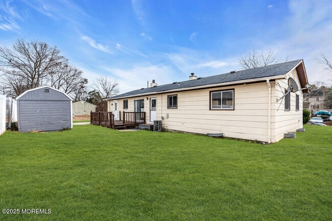 Building Photo - 1841 2nd Ave