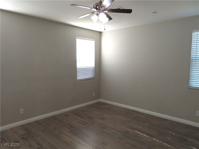 Building Photo - 2771 Alta Vista St