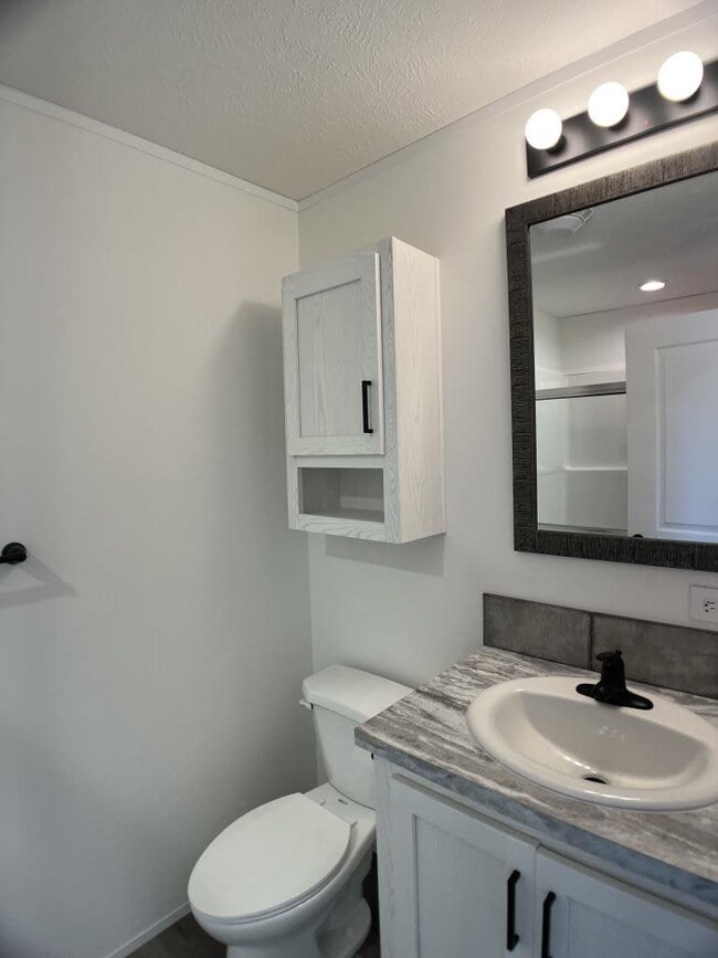 Building Photo - 13940 Bundoran Ave