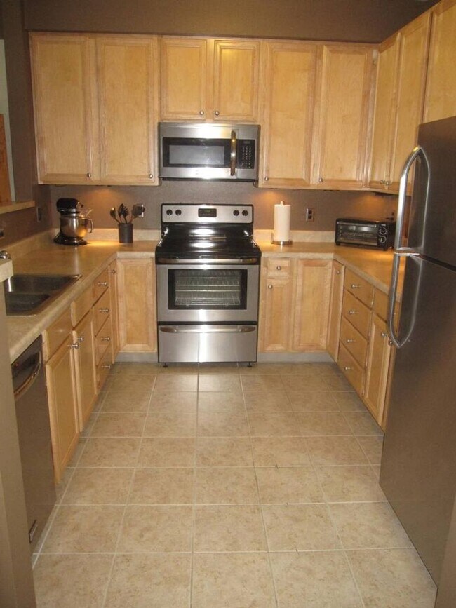 Building Photo - 508 Darby Dr