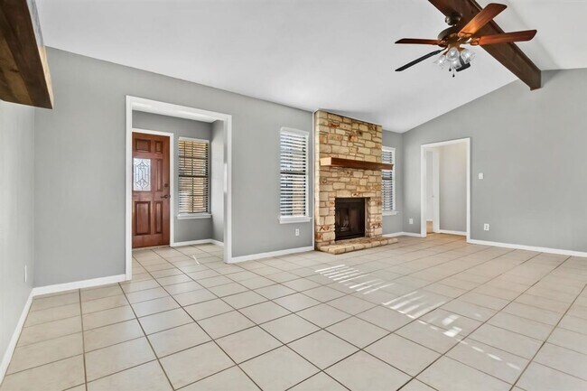 Building Photo - 1708 Wild Horse Ln