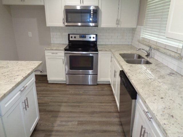 Building Photo - 102 Marabou Pl