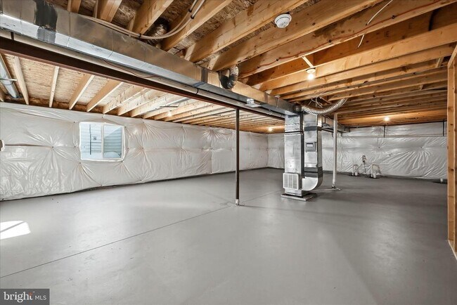 Building Photo - 313 Switchgrass Ct