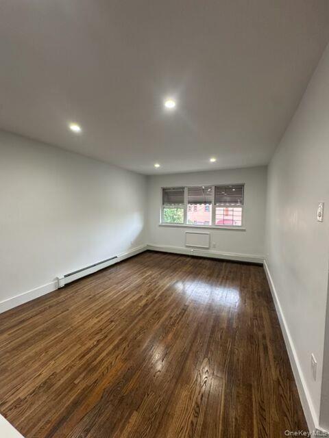 Building Photo - 3604 Eastchester Rd