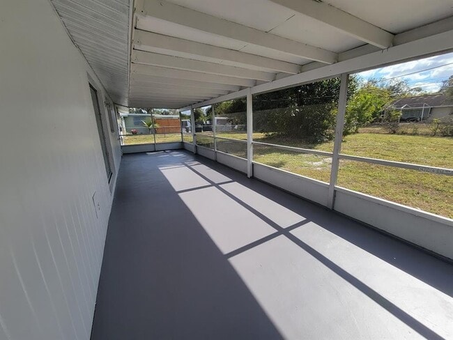 Building Photo - 22353 Buffalo Ave