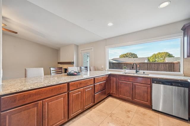 Building Photo - 813 Stone Trail Dr