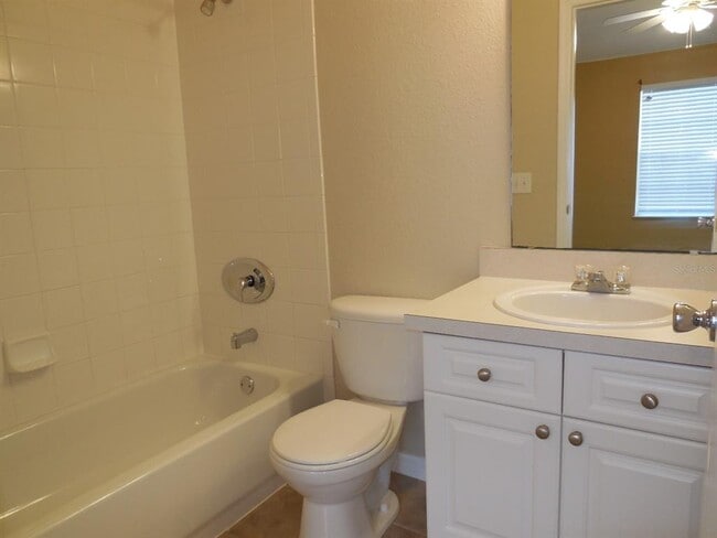 Building Photo - 4107 Plantation Cove Dr