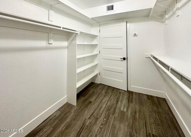 Building Photo - 8702 E San Ardo Dr