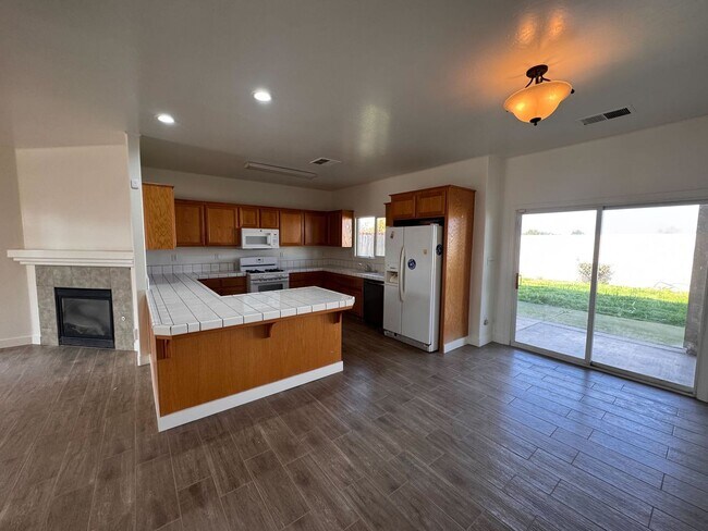 Building Photo - Available Now