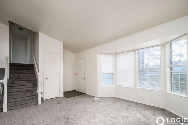 Building Photo - Great Home in Excellent Location!